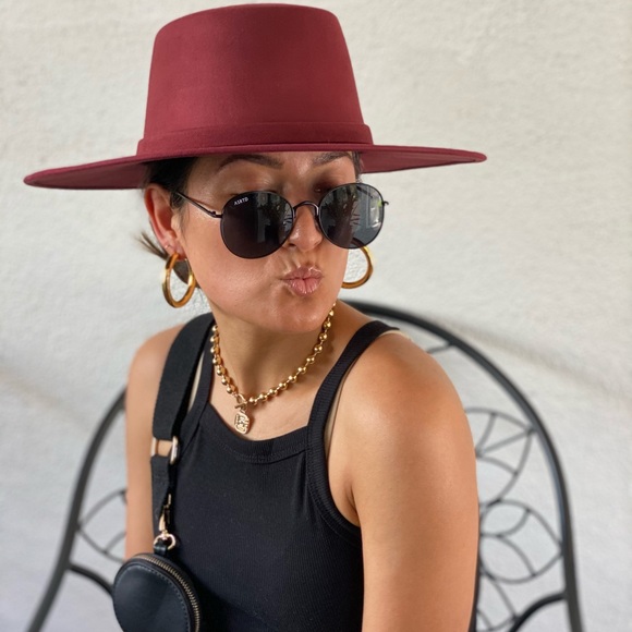 Melissa Cordobés Suede wide Brim Hat Burgundy main image 8